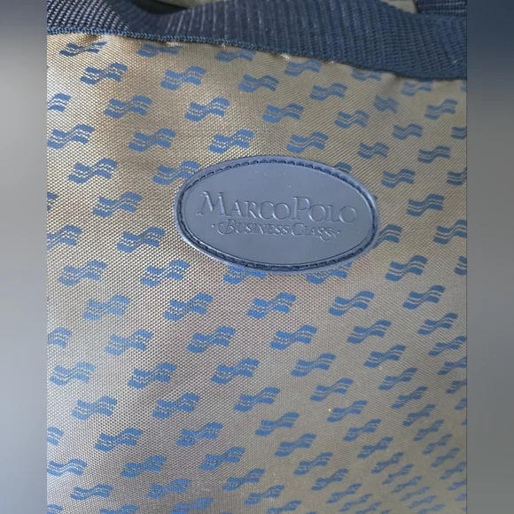 Cathay Pacific Vintage Airline Flight Bag 1990s Travel Shoulder Computer Bag - Picture 6 of 9